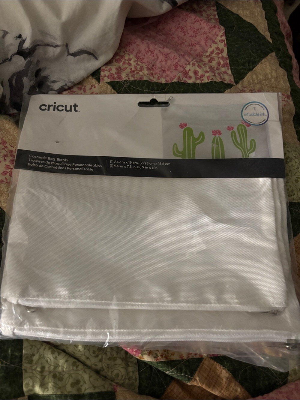 Cricut White Cosmetic Bag Blanks - Set of 2